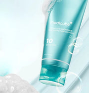 Medicube – Azelaic Acid Niacinamide Deep Clean Foam Cleanser, 120g